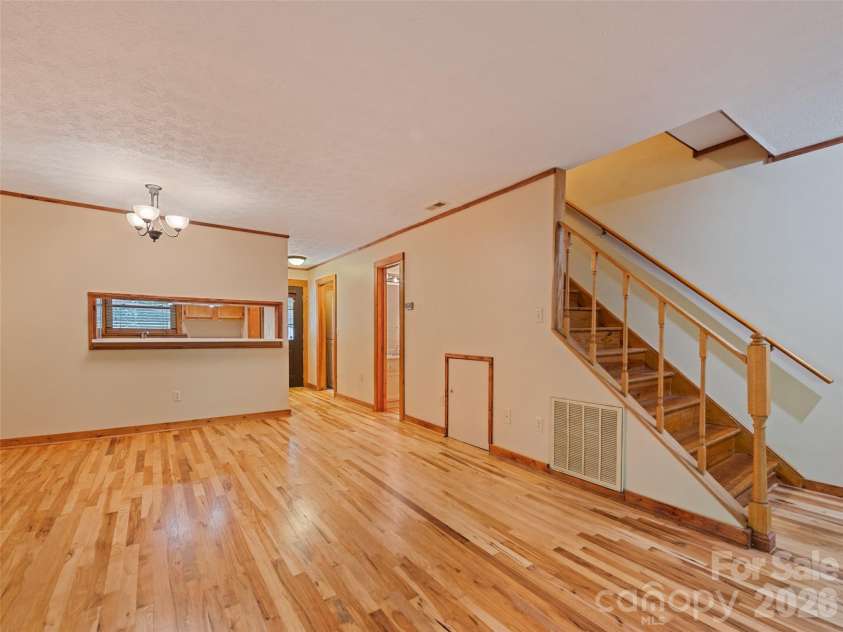 36 Mulberry Lane, Maggie Valley, NC 28751.  MLS# CAR4346269, YatesRealty ID 47136. 