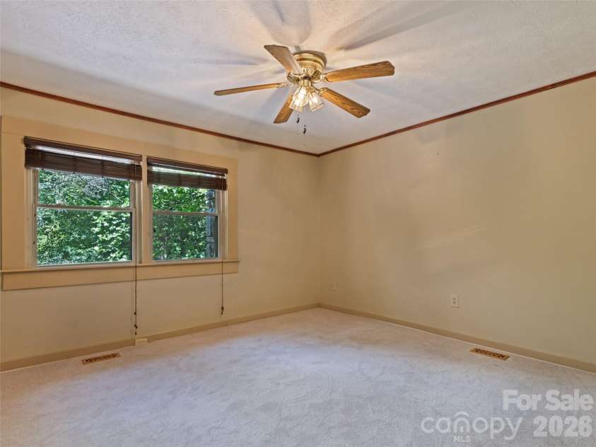 36 Mulberry Lane, Maggie Valley, NC 28751.  MLS# CAR4346269, YatesRealty ID 47136. 