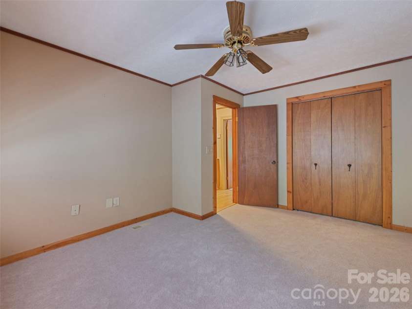 36 Mulberry Lane, Maggie Valley, NC 28751.  MLS# CAR4346269, YatesRealty ID 47136. 
