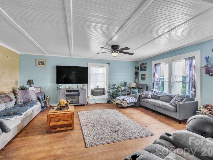140 Painter Road, Mooresboro, NC 28114.  MLS# CAR4418156, YatesRealty ID 47141. 