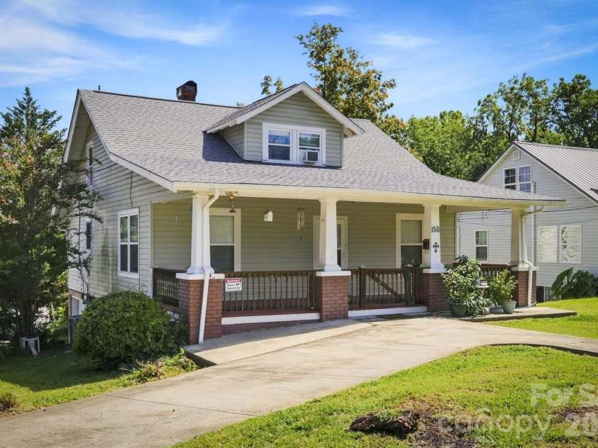 1511 Harper Avenue, Lenoir, NC 28645.  MLS# CAR4410160, YatesRealty ID 47143. 