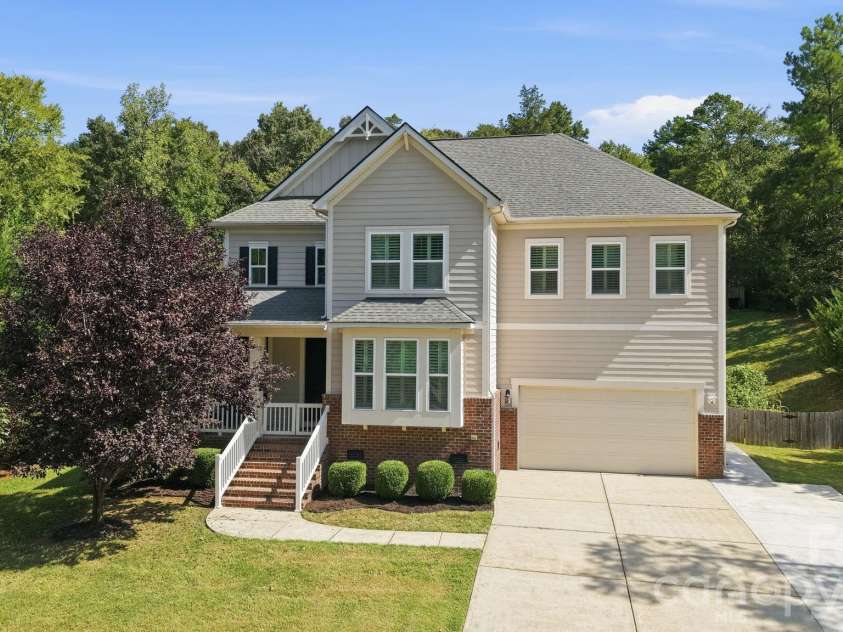 208 South Fork Lane, Belmont, NC 28012.  MLS# CAR4418300, YatesRealty ID 47144. 