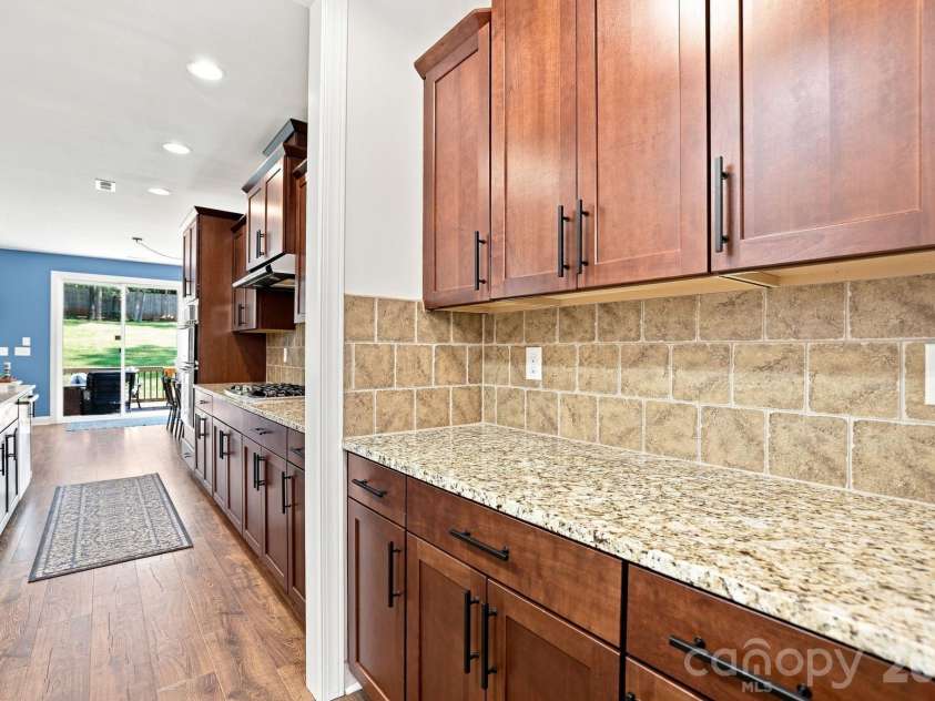 208 South Fork Lane, Belmont, NC 28012.  MLS# CAR4418300, YatesRealty ID 47144. 