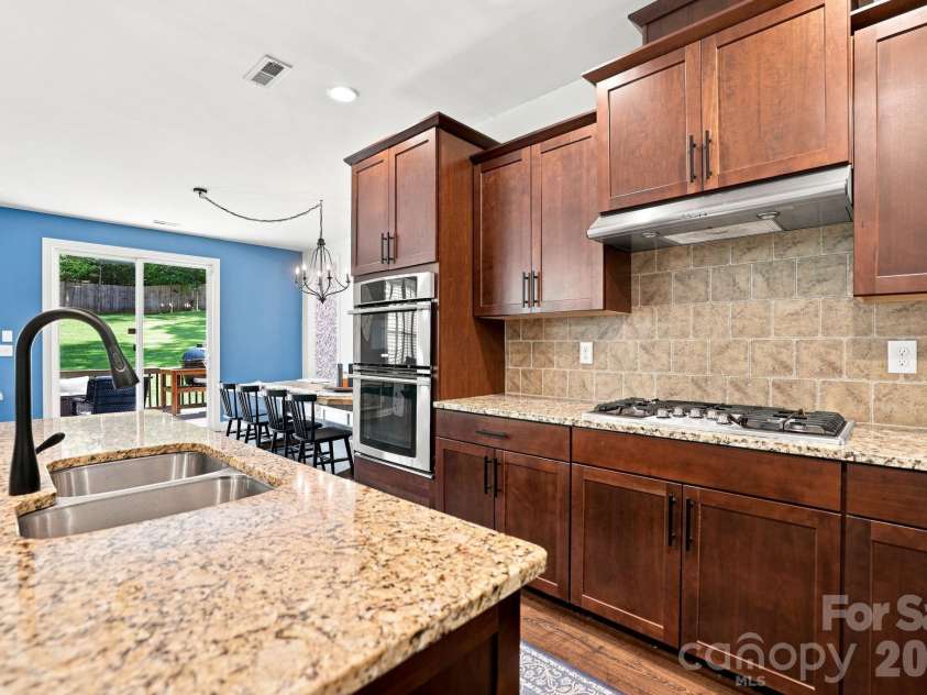 208 South Fork Lane, Belmont, NC 28012.  MLS# CAR4418300, YatesRealty ID 47144. 