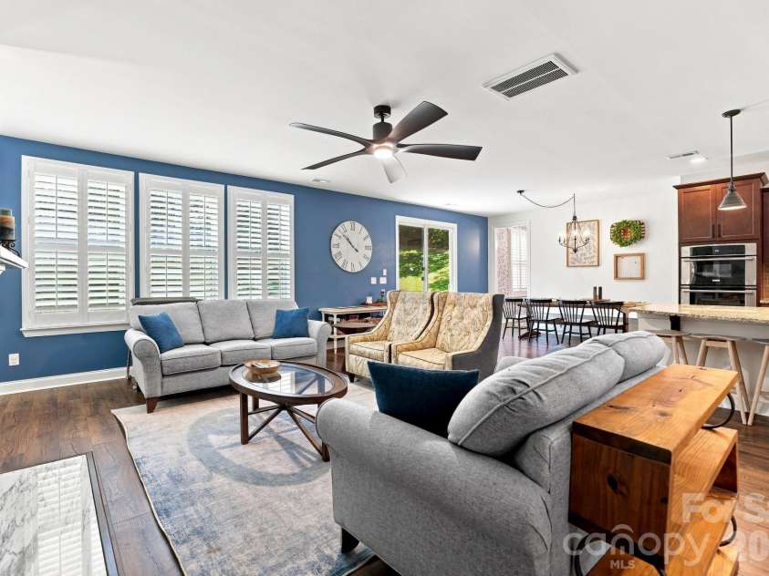 208 South Fork Lane, Belmont, NC 28012.  MLS# CAR4418300, YatesRealty ID 47144. 