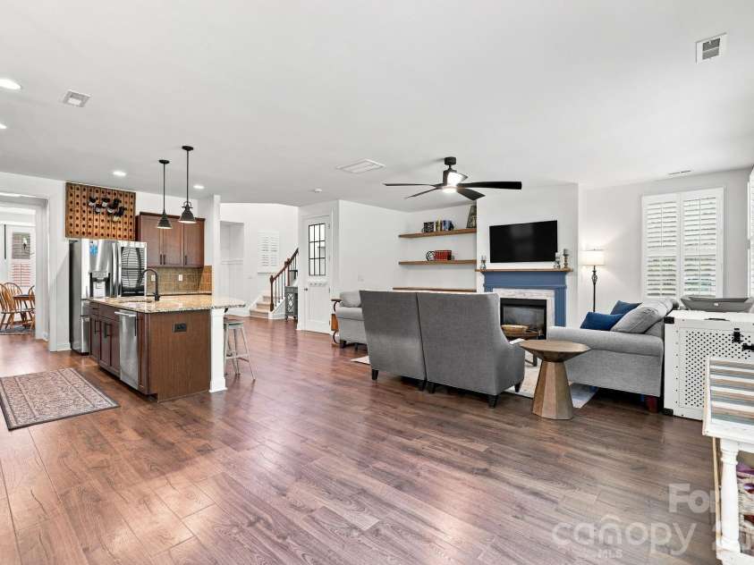 208 South Fork Lane, Belmont, NC 28012.  MLS# CAR4418300, YatesRealty ID 47144. 