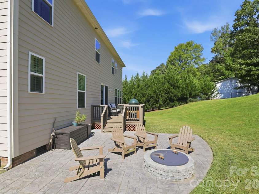208 South Fork Lane, Belmont, NC 28012.  MLS# CAR4418300, YatesRealty ID 47144. 