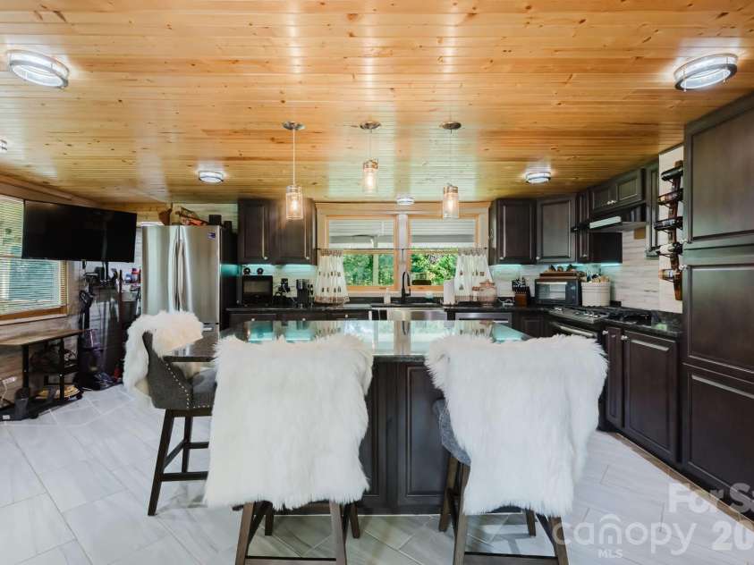1380 Highway 19a Highway, Whittier, NC 28789.  MLS# CAR4418824, YatesRealty ID 47147. 