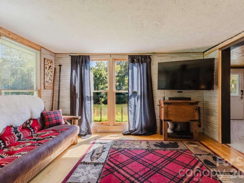 1380 Highway 19a Highway, Whittier, NC 28789.  MLS# CAR4418824, YatesRealty ID 47147. 