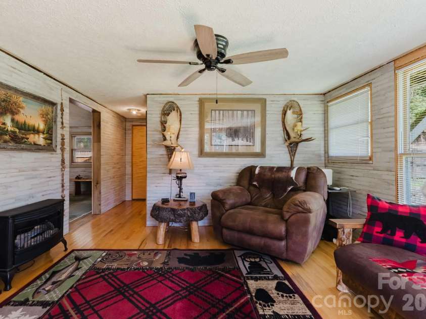1380 Highway 19a Highway, Whittier, NC 28789.  MLS# CAR4418824, YatesRealty ID 47147. 