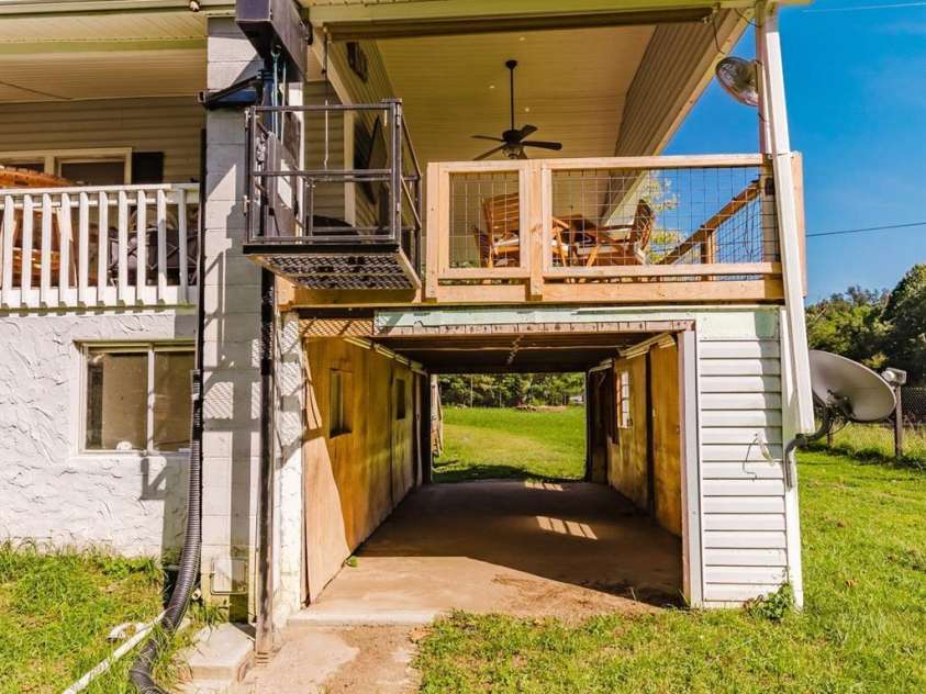 1380 Highway 19a Highway, Whittier, NC 28789.  MLS# CAR4418824, YatesRealty ID 47147. 