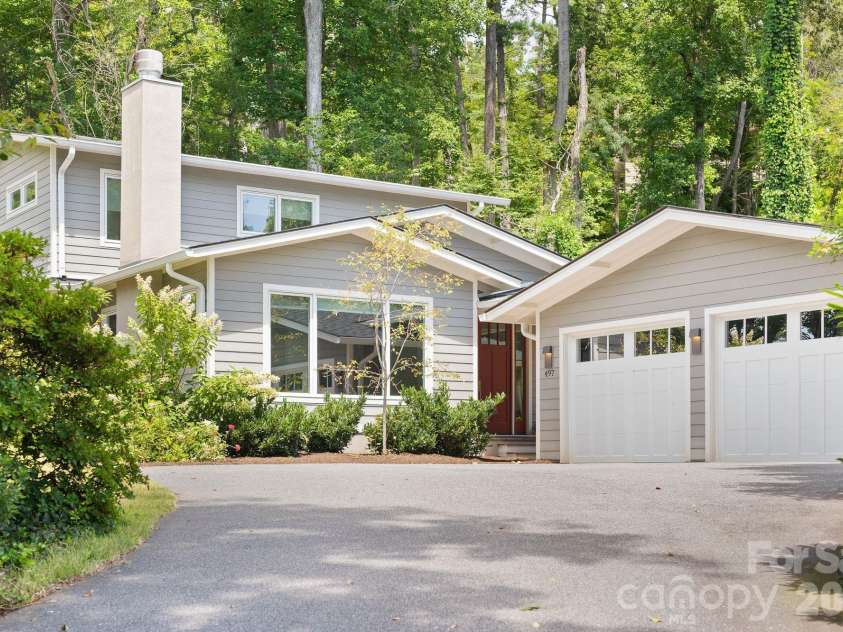497 Kimberly Avenue, Asheville, NC 28804.  MLS# CAR4418041, YatesRealty ID 47149. Welcome home