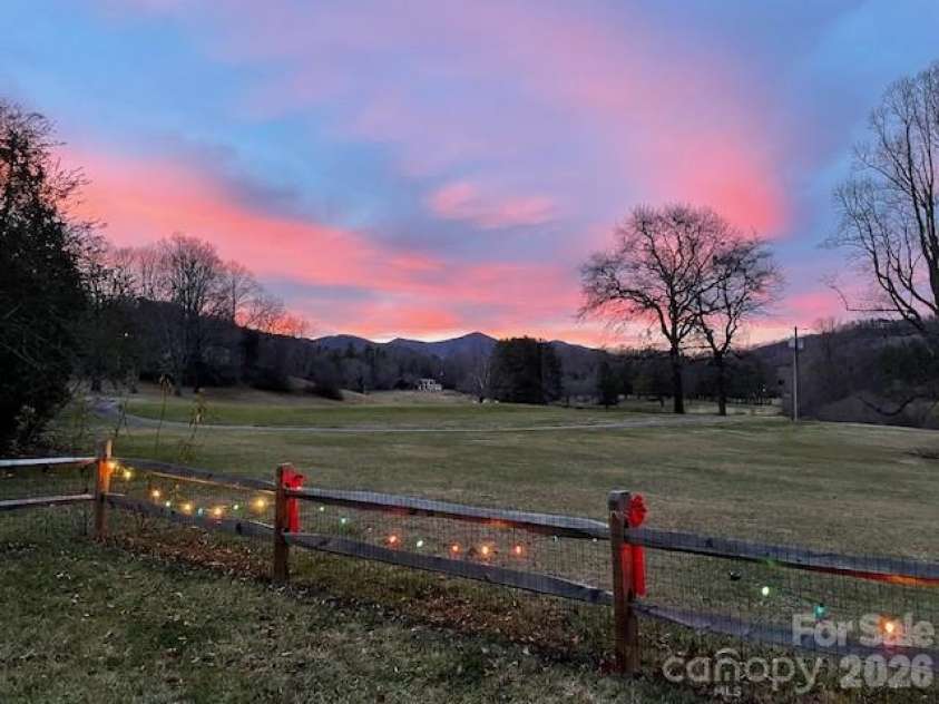 100 Chapel Road, Black Mountain, NC 28711.  MLS# CAR4354755, YatesRealty ID 4715. 