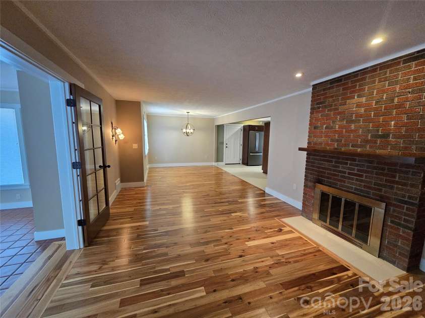 100 Chapel Road, Black Mountain, NC 28711.  MLS# CAR4354755, YatesRealty ID 4715. 