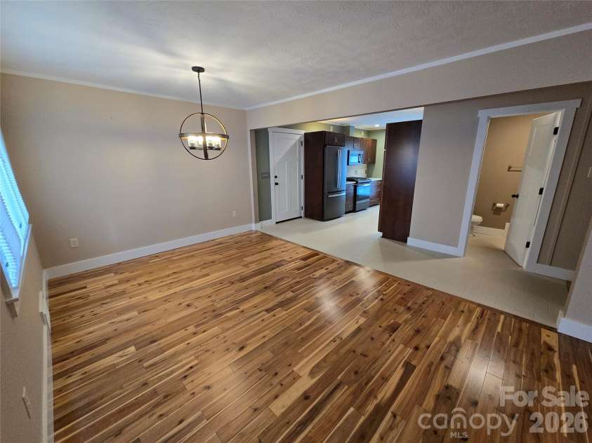 100 Chapel Road, Black Mountain, NC 28711.  MLS# CAR4354755, YatesRealty ID 4715. 