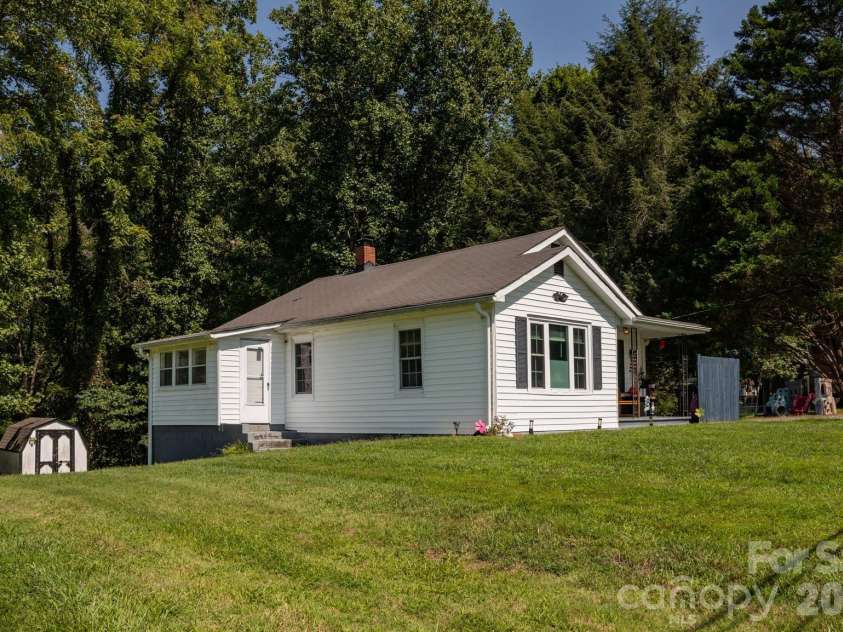 220 Collins Road, Elkin, NC 28621.  MLS# CAR4418851, YatesRealty ID 47151. 