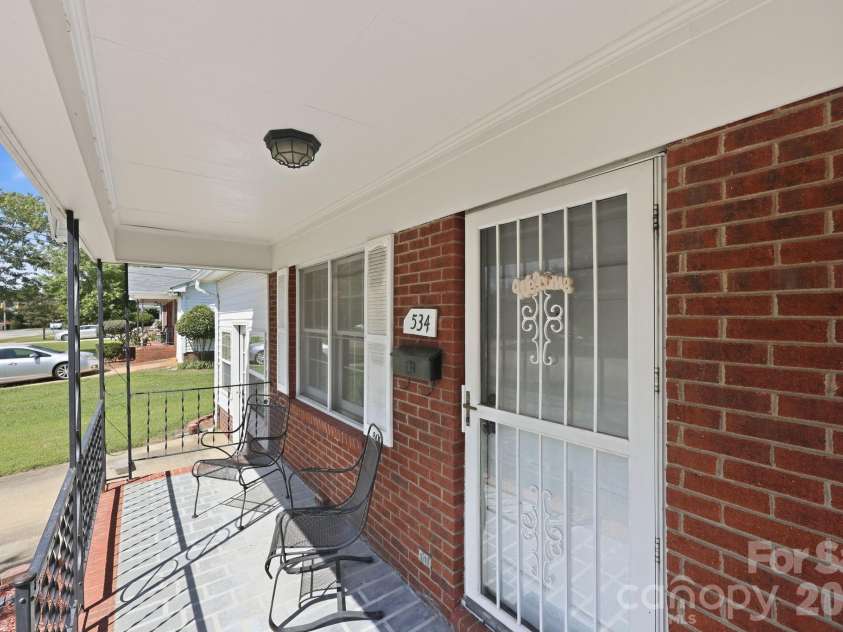 534 Martin Luther King Jr Avenue, Salisbury, NC 28144.  MLS# CAR4418466, YatesRealty ID 47152. 