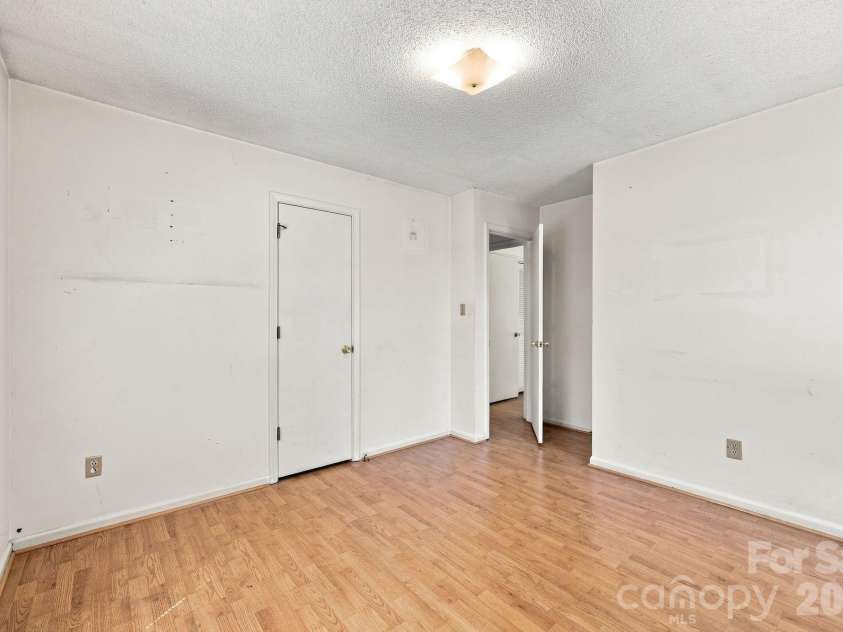 534 Martin Luther King Jr Avenue, Salisbury, NC 28144.  MLS# CAR4418466, YatesRealty ID 47152. 