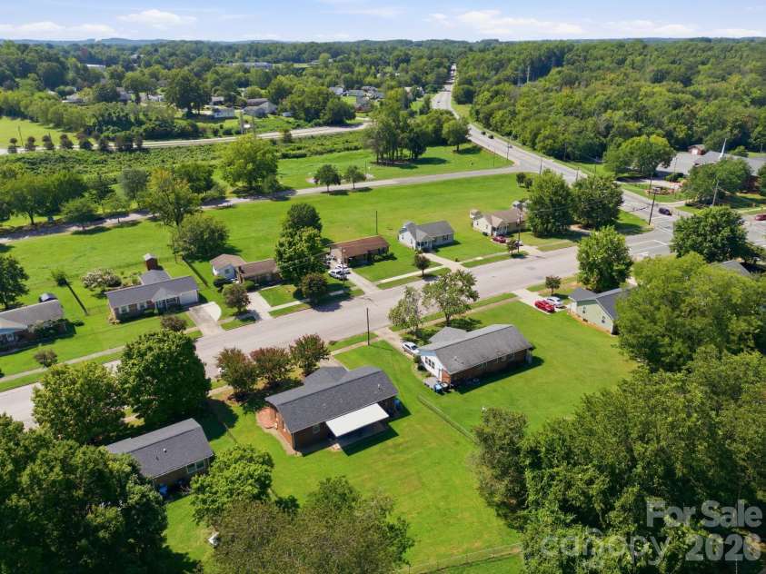 534 Martin Luther King Jr Avenue, Salisbury, NC 28144.  MLS# CAR4418466, YatesRealty ID 47152. 