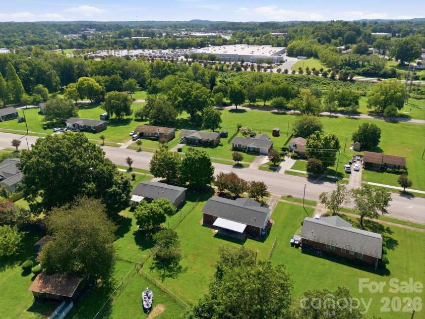 534 Martin Luther King Jr Avenue, Salisbury, NC 28144.  MLS# CAR4418466, YatesRealty ID 47152. 