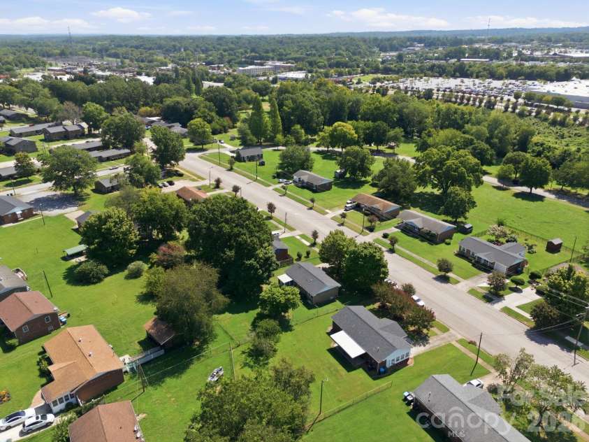 534 Martin Luther King Jr Avenue, Salisbury, NC 28144.  MLS# CAR4418466, YatesRealty ID 47152. 