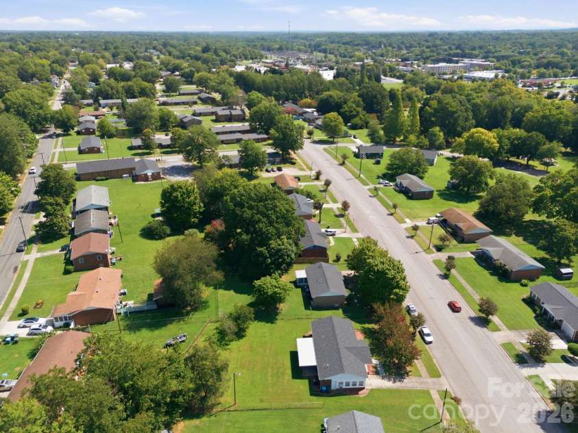 534 Martin Luther King Jr Avenue, Salisbury, NC 28144.  MLS# CAR4418466, YatesRealty ID 47152. 