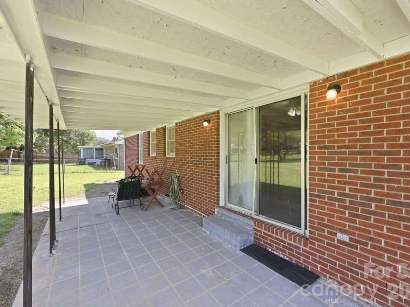 534 Martin Luther King Jr Avenue, Salisbury, NC 28144.  MLS# CAR4418466, YatesRealty ID 47152. 