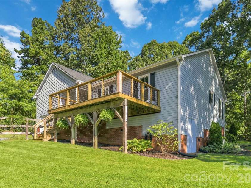 11932 Everidge Place, Charlotte, NC 28227.  MLS# CAR4418850, YatesRealty ID 47154. 