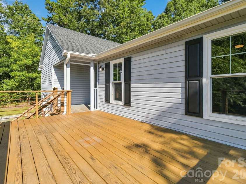 11932 Everidge Place, Charlotte, NC 28227.  MLS# CAR4418850, YatesRealty ID 47154. 