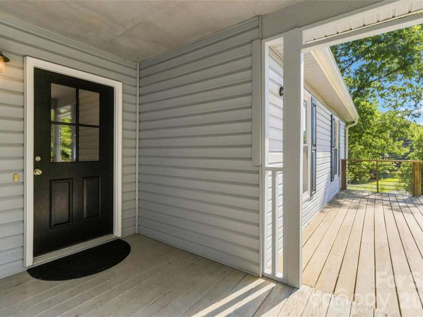 11932 Everidge Place, Charlotte, NC 28227.  MLS# CAR4418850, YatesRealty ID 47154. 