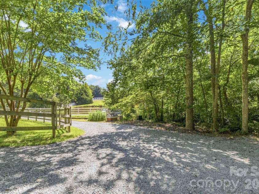 11932 Everidge Place, Charlotte, NC 28227.  MLS# CAR4418850, YatesRealty ID 47154. 