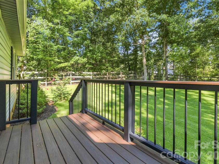 11932 Everidge Place, Charlotte, NC 28227.  MLS# CAR4418850, YatesRealty ID 47154. 