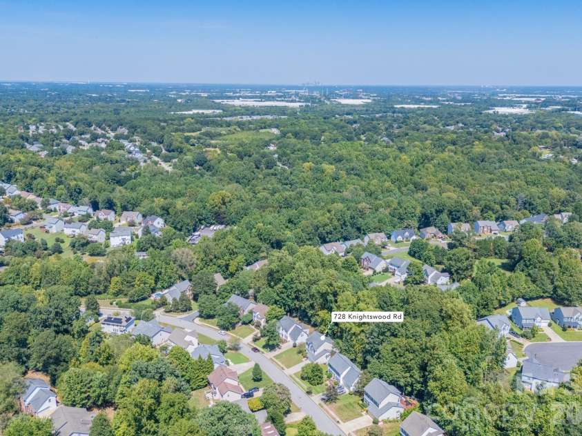 728 Knightswood Road, Fort Mill, SC 29708.  MLS# CAR4412994, YatesRealty ID 47155. 