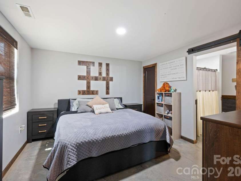 7562 Long Island Road, Catawba, NC 28609.  MLS# CAR4418805, YatesRealty ID 47156. 