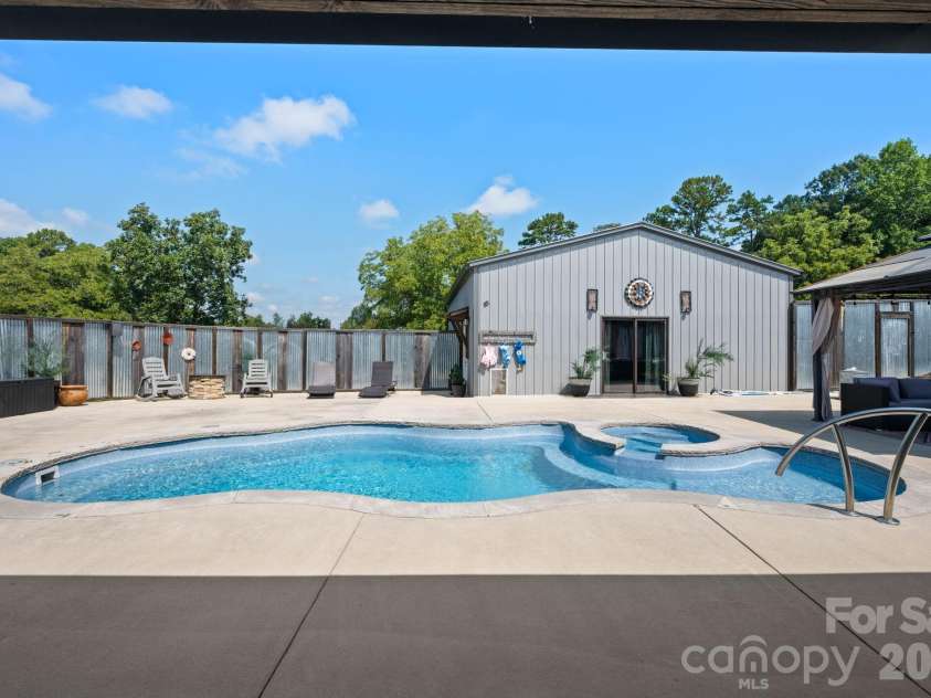 7562 Long Island Road, Catawba, NC 28609.  MLS# CAR4418805, YatesRealty ID 47156. 