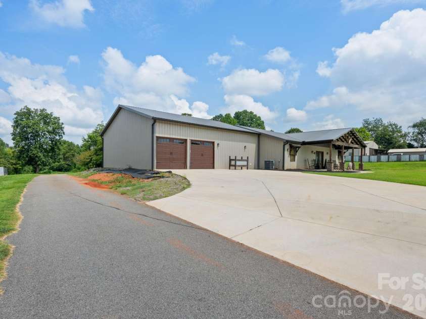 7562 Long Island Road, Catawba, NC 28609.  MLS# CAR4418805, YatesRealty ID 47156. 