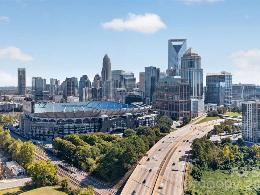 1206 Minter Place, Charlotte, NC 28203.  MLS# CAR4418036, YatesRealty ID 47160. 