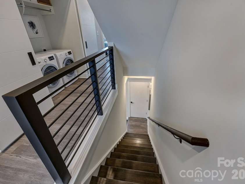 1206 Minter Place, Charlotte, NC 28209.  MLS# CAR4418036, YatesRealty ID 47160. 