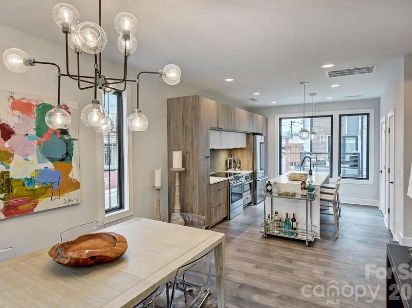 1206 Minter Place, Charlotte, NC 28209.  MLS# CAR4418036, YatesRealty ID 47160. Dining Space
