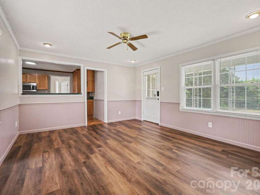 114 Whitman Circle, Mooresville, NC 28115.  MLS# CAR4413742, YatesRealty ID 47161. 
