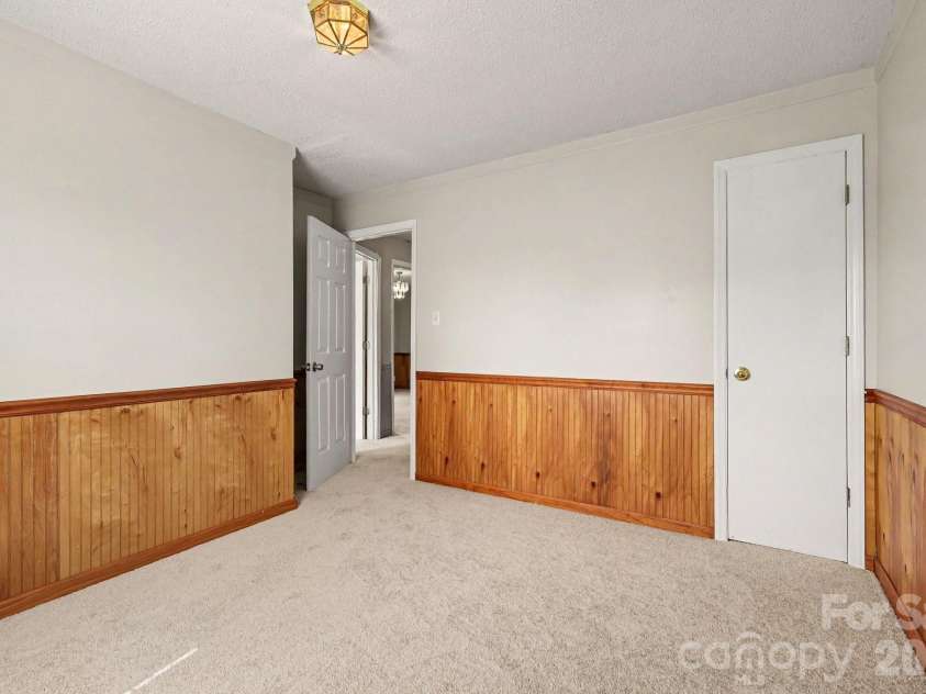 114 Whitman Circle, Mooresville, NC 28115.  MLS# CAR4413742, YatesRealty ID 47161. 