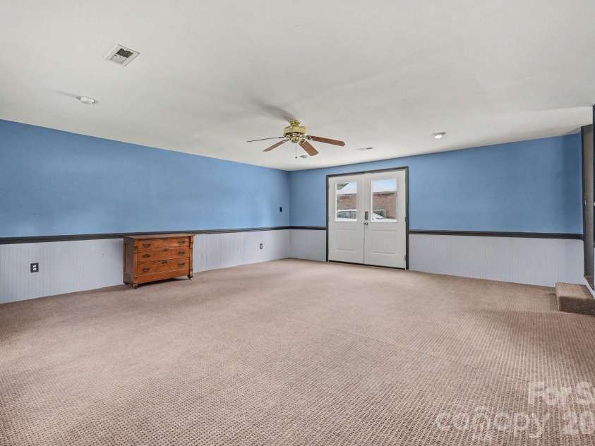 114 Whitman Circle, Mooresville, NC 28115.  MLS# CAR4413742, YatesRealty ID 47161. 