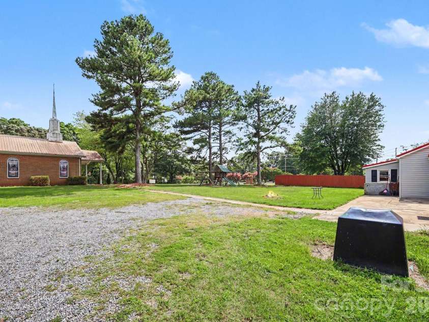 114 Whitman Circle, Mooresville, NC 28115.  MLS# CAR4413742, YatesRealty ID 47161. 