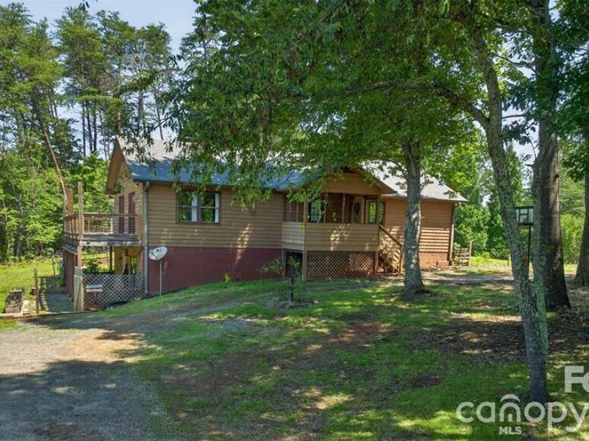 00 Misery Ridge Trail, Mill Spring, NC 28756.  MLS# CAR4385906, YatesRealty ID 47162. Circular drive for convenience.