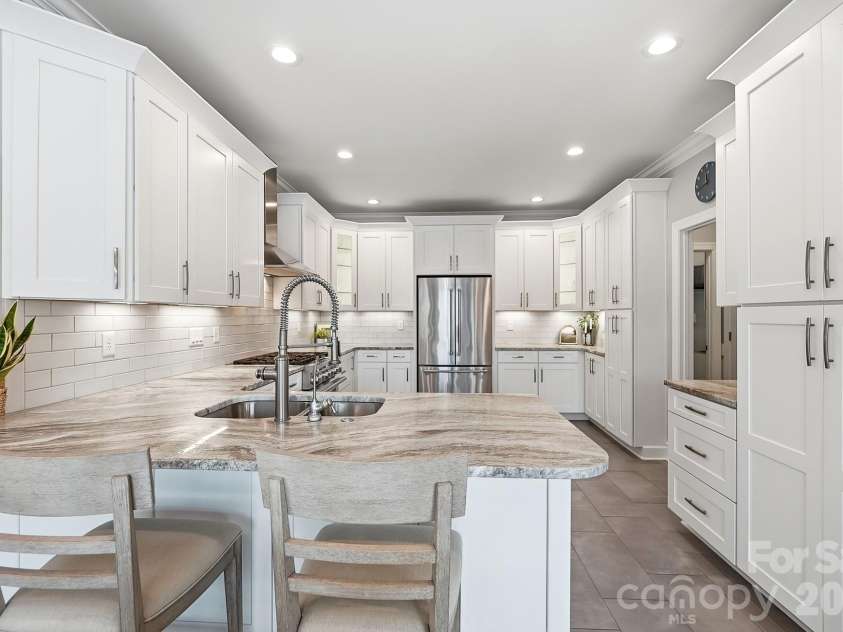 7310 Swansea Lane, Cornelius, NC 28031.  MLS# CAR4415897, YatesRealty ID 47163. 