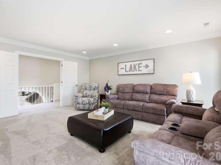 7310 Swansea Lane, Cornelius, NC 28031.  MLS# CAR4415897, YatesRealty ID 47163. 