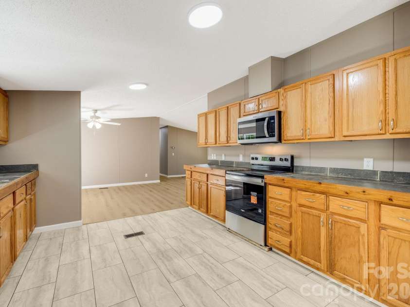81 Spring Mountain Road, Fairview, NC 28730.  MLS# CAR4418675, YatesRealty ID 47167. 