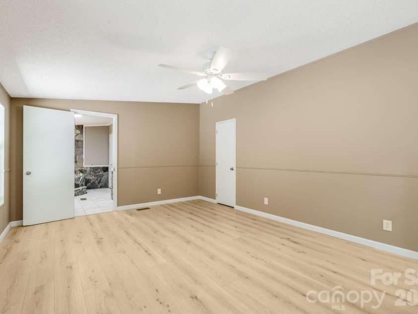 81 Spring Mountain Road, Fairview, NC 28730.  MLS# CAR4418675, YatesRealty ID 47167. 