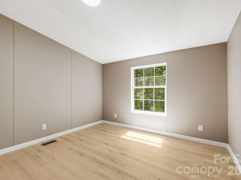 81 Spring Mountain Road, Fairview, NC 28730.  MLS# CAR4418675, YatesRealty ID 47167. 