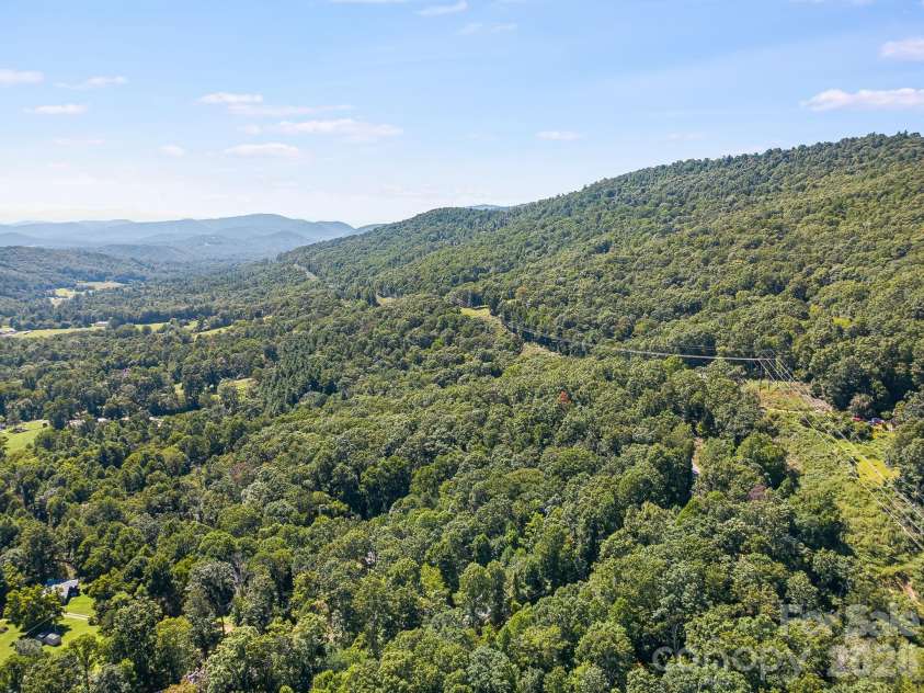 81 Spring Mountain Road, Fairview, NC 28730.  MLS# CAR4418675, YatesRealty ID 47167. 